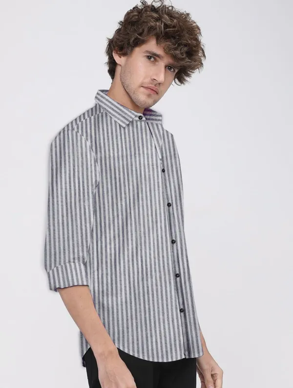 Grey_Cotton_Blend_Casual_Wear_Shirt_For_Men
